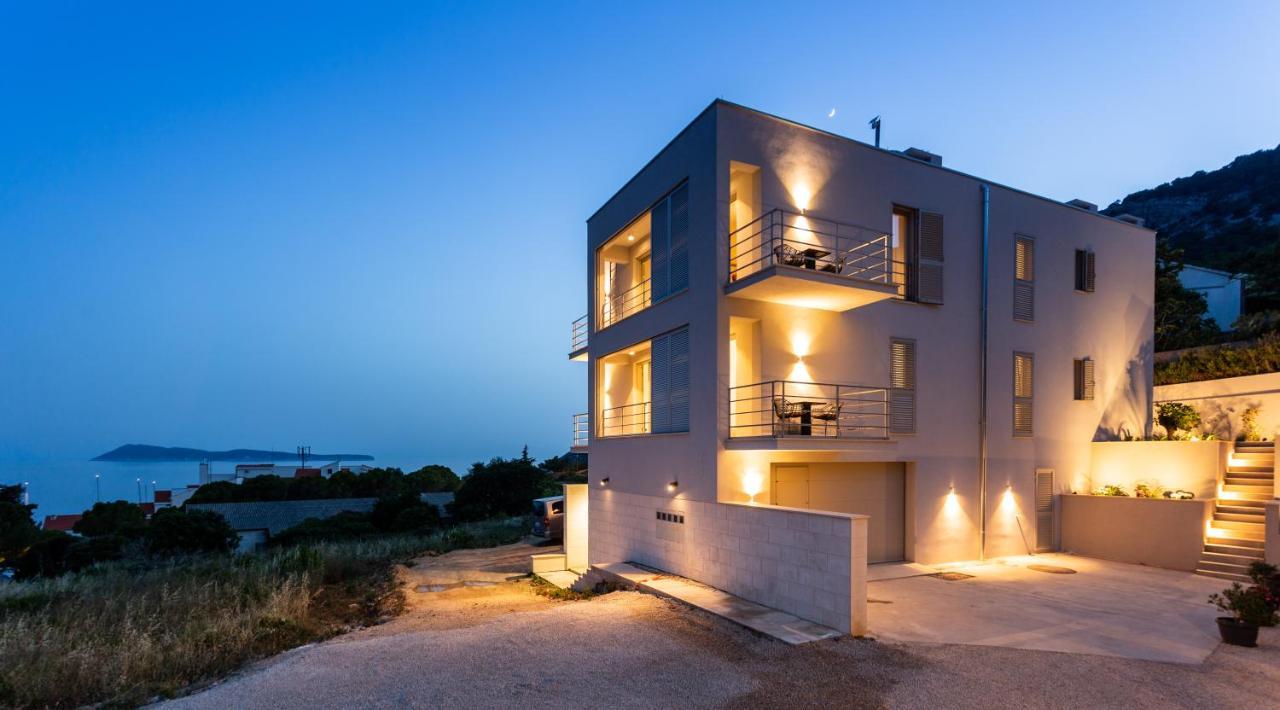 Seaside Elegance Suites Komiža Exteriér fotografie